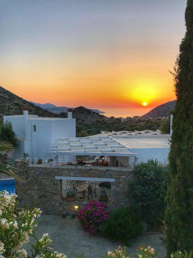 Mourtzanakis Residence - Traditional Eco Hotel In Akhládha Kültér fotó