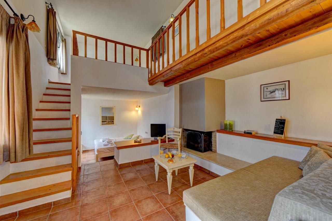 Mourtzanakis Residence - Traditional Eco Hotel In Akhládha Kültér fotó