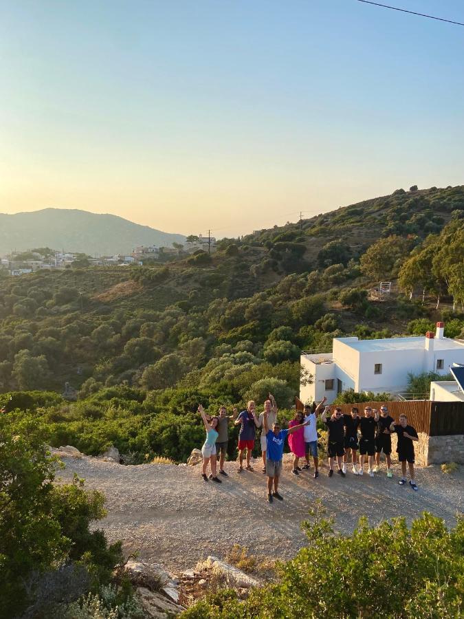 Mourtzanakis Residence - Traditional Eco Hotel In Akhládha Kültér fotó